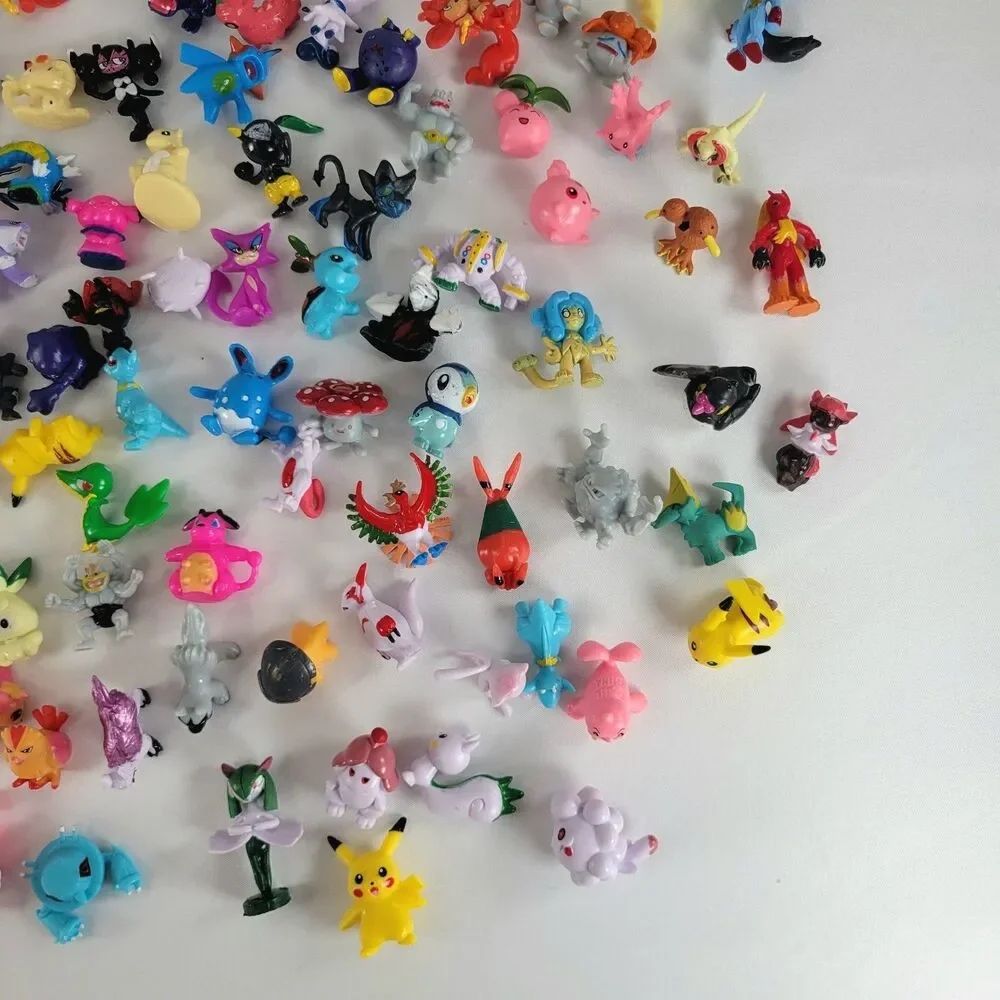 Vintage Pokemon Mini Figures RL Tiny R/LW 1